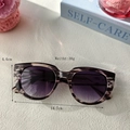 Occhiali da sole quadrati oversize con montatura tartarugata viola e lenti sfumate - Grigio a Righe