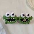 Polarized green crocodile sunglasses for kids with funny big eyes and teeth design - Green