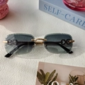 Gafas de sol sin montura con lentes degradadas azules y patillas de metal dorado - Verde