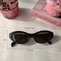 Stylish black cat-eye sunglasses with 33g lightweight resin frame and UV protection lenses - Dark Brown