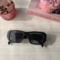 Fashionable black square oversized sunglasses with thick frame for a hip-hop streetwear look - Black and Gray