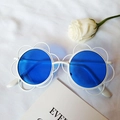 Flower-shaped kids sunglasses with white hollow frames and translucent blue lenses - White Frame Blue Lens