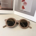 Retro round matte brown sunglasses for men and women with dark UV protection lenses - Coffee