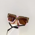 Square leopard print and pink two-tone kids sunglasses with matte finish UV400 lenses - Leopard Top Light Pink Bottom