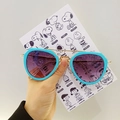 Kids cute blue frame sunglasses with purple lenses and gold metal bridge connectors - Pilot Style / Blue
