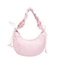 Borsa a spalla rosa a mezzaluna con spalline a ruches e fiocchi decorativi - Rosa