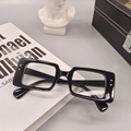 Gafas de sol rectangulares de moda con montura gruesa en negro brillante estilo retro - Montura Negra Lentes Transparentes