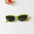 Lunettes de soleil œil de chat rétro pour enfants en résine vert vif avec verres UV400 - Vert