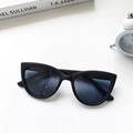 Matte black cat-eye polarized sunglasses for children with dark grey lenses and UV protection - Matte Black