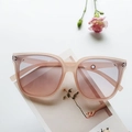 Fashionable oversized sunglasses with light pink frame and gradient lenses for women - Jelly Pink