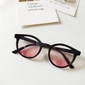 Kids round black frame sunglasses with trendy pink gradient lenses for outdoor travel - Small Round Style