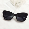 Gafas de sol ojo de gato negras clásicas con lentes gris oscuro y montura retro - Negro