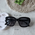 Dimensions détaillées et poids de 33g pour lunettes de soleil œil de chat à monture - Noir