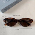 Retro tortoiseshell cat-eye sunglasses with UV400 lenses and silver rivet details - Leopard Print