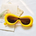 Retro Y2K bright yellow thick frame sunglasses with UV400 protection and brown lenses - Kids Yellow