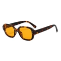 Gafas de sol ovaladas retro de carey con lentes naranjas y remaches metálicos - Montura Leopardo Lentes Amarillas