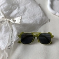 Gafas de sol poligonales para niños con montura verde neón, doble puente y lentes oscuras - Verde Transparente