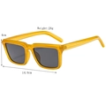Lunettes de soleil carrées jaunes translucides avec verres polarisés gris foncé pour unisex - Jaune Transparent