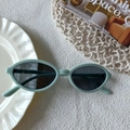 Gafas de sol ovaladas retro con montura verde menta y cristales gris oscuro estilo cat-eye - Gris Azulado