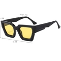 Gafas de sol cuadradas negras retro con lentes amarillas transparentes 15,3 cm ancho - Montura Negra Lentes Amarillas