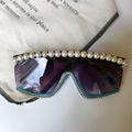 Occhiali da sole oversize blu con perle, strass e lenti sfumate viola - Blu Traslucido Perla Strass Sfumata Viola