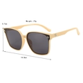 Detailed size chart for retro oversized square sunglasses showing 14.8cm width and 27g weight - Beige/Grey Lens