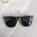 Kids vintage cat eye sunglasses in matte dark green with gold D logo detail - Green 5-Dark Green Frame with Golden D Logo