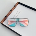 Kids sports sunglasses with grey frame and colorful gradient lenses for fashion - Dusty Pink