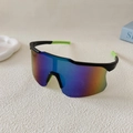 Detail of cycling sunglasses with iridescent rainbow lens and anti-slip temple tips - Black Frame Green Mirror Lens
