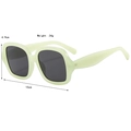 Lunettes de soleil carrées oversize vert menthe avec verres gris et dimensions - Vert Gelée