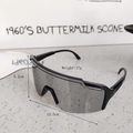 Detailansicht der Kinder Sport-Sonnenbrille mit verspiegelten Gläsern und schwarzem Rahmen - Schwarzer Rahmen Silberspiegel