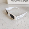 Lunettes de soleil enfant rectangulaires blanc brillant avec lettrage Palm gothique - Blanc
