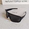 Matte black sports sunglasses with grey panoramic lens and 14.7cm frame width - Black and Gray