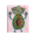 Detailansicht eines rosa Plüsch-Notizbuchs mit einem Pailletten-Avocado-Motiv - Rosa-Maracas Avocado