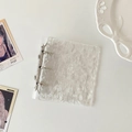 Nahaufnahme der transparenten Wasserwellen-Textur des 3-Ring-Ordners aus Acryl - A8 Transparente Außenhülle (Keine Innenseiten)