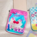 Housse iPad en cuir PU rose avec motifs d'ours et cerises et fermeture à glissière - Rose Rouge (Ours d'Anniversaire)
