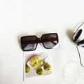 Fashionable dark wine red square sunglasses with gray gradient lenses and metal rivets - Burgundy