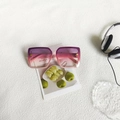 Fashion square sunglasses with gradient pink lenses and gold flower metal accents - Purple Pink