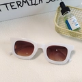 Retro thick white frame oval sunglasses with dark brown gradient lenses for women - Brown Gradient Thick Square Frame (White 17)