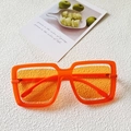 Modieuze oversized vierkante zonnebril in oranje frame met doorschijnende glazen - Oranje