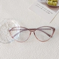 Cat-Eye-Brille in transparentem Lila-Farbverlauf für einen modischen Stil - Katzenauge (77122) / Verlauf Rosa