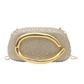Pochette da sera in acrilico color oro champagne con strass e chiusura curva in metallo - Oro