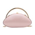 Clutch a uovo in acrilico rosa con manico in metallo dorato e tracolla a catena rimovibile - Rosa