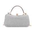 Elegante silberne Abendtasche mit Pailletten, goldenem Metallgriff und Kristallverschluss - Silber