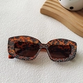 Tortoiseshell square sunglasses with sparkling rhinestones and dark brown lenses - Leopard Print
