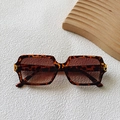 Retro square oversized sunglasses featuring classic leopard print frame and brown gradient lenses - Leopard Tea