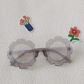 Occhiali da sole per bambini a forma di fiore con montatura grigia glitterata - Grigio fumo