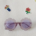 Kids' floral glitter sunglasses in light purple with translucent scalloped petal frame - Amethyst
