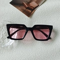 Retro Oversize-Sonnenbrille mit schwarzem Rahmen und transparenten rosa Gläsern - Schwarzer Rahmen Rosa Gläser