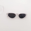 Occhiali da sole retrò cat-eye per bambini con montatura bianca e lenti nere - Bianco Porcellana